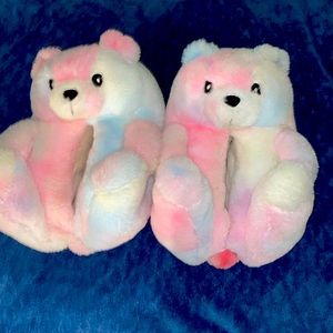 Teddy bear slippers!